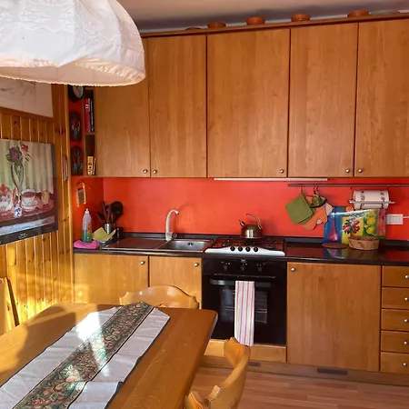 Apartment Delizioso Appartmento Tra Le Alpi